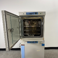 Thermo Scientific Forma Steri-Cycle Doublestack CO2 Incubator image 3
